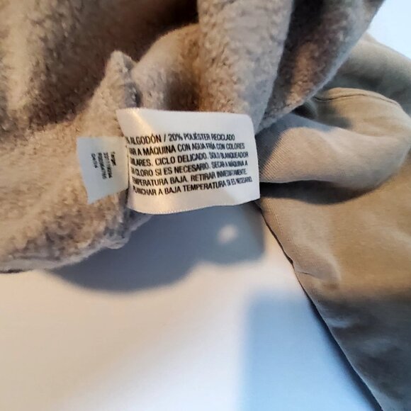 Cropped Gray Zip-Up Hoodie Size XXL Cotton Blend Zip-up closure   Cozy hood - Picture 9 of 11